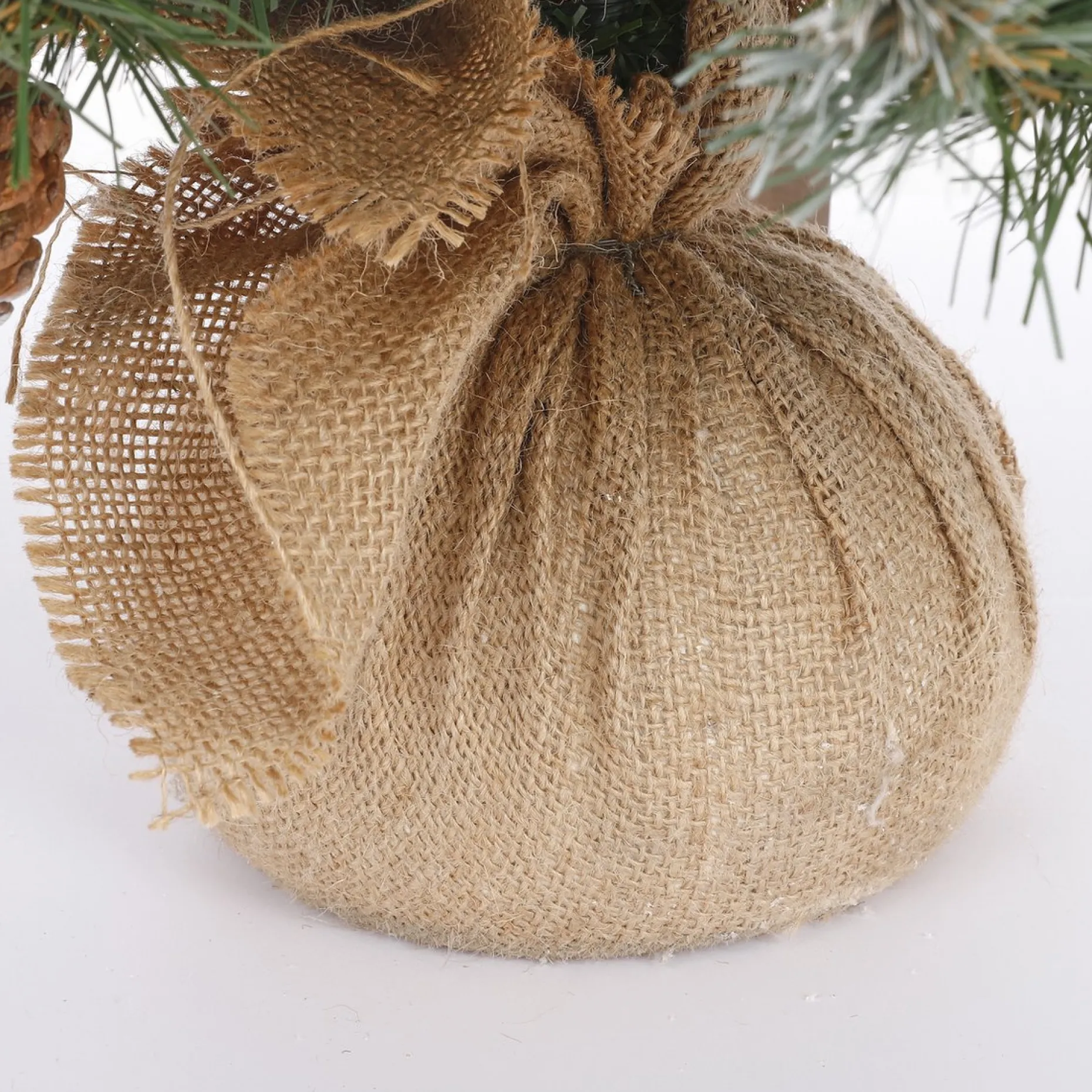 Triumph Tree Kunstkerstbomen^ Empress Spruce - Kunstkerstboom 60 Cm Hoog - Zonder Verlichting