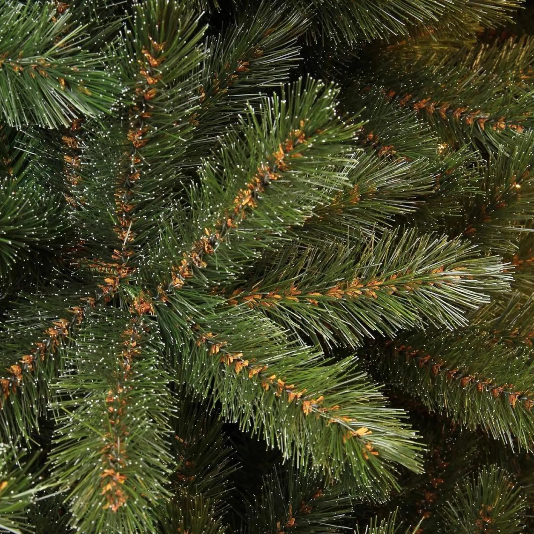 Triumph Tree Kunstkerstbomen^ - Kunstkerstboom - Forest Frosted Slim - Groen - 230Cm 230 Cm