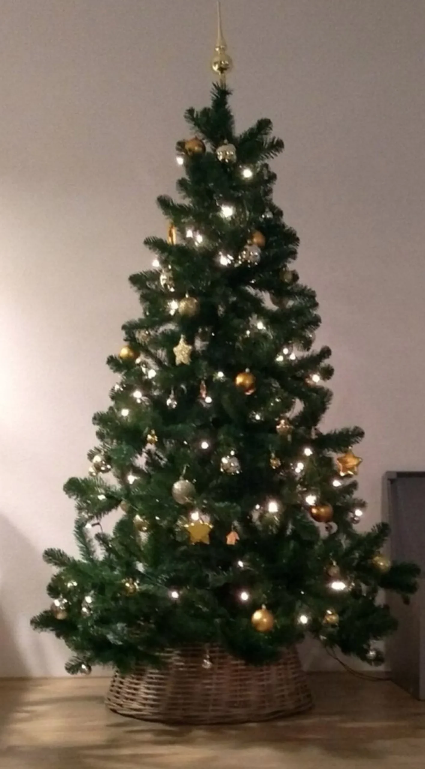 Triumph Tree Kunstkerstbomen^ Tuscan Kunstkerstboom - H185 Cm - Groen