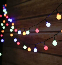 iso trade Lichtslangen^Tuinverlichting - Lichtslinger - Op Zonne- Energie - 6.70M - Multi Kleur - O2Cm - 50 Solar Color Led - Met 8 Standen - Ip65