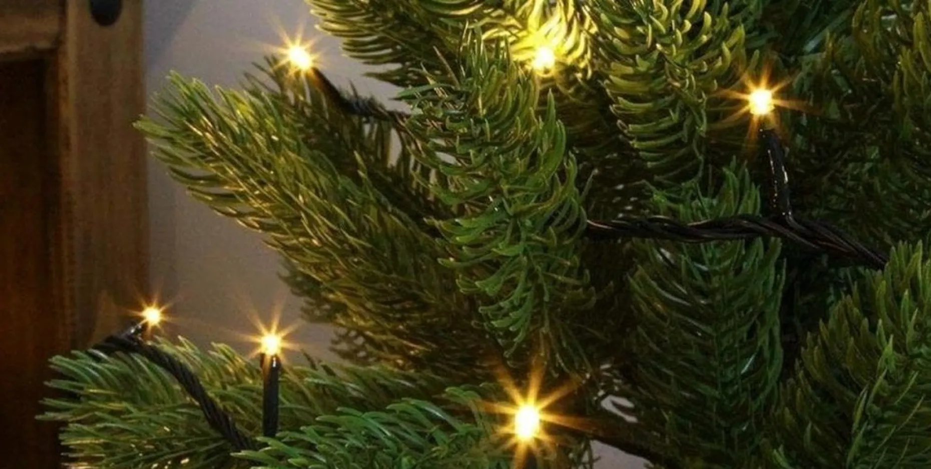 WOOX Kerstlichtsnoeren^ R5170 Slimme Kerstverlichting Wi-Fi 40 Meter, 400Leds, 230 Lumen, Warm-Wit Met Dim En Geluid