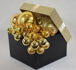 ZoeZo Design - Kerst - Kerstdecoratie - Kerstversiering - Kerstbaldoos - Alternatieve Kerstversiering - Hoogte 18 Cm - Breedte 18 Cm - Kunststof - Karton Clearance