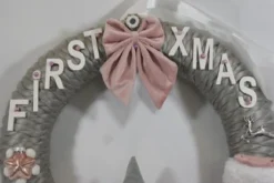 ZoeZo Design - Krans - Geboorte Krans - Eerste Kerst - First Christmas - Babykrans - Kraamvisite - Kraambezoek - Kabouter - Kerst - Hangkrans - O 35 Cm Best